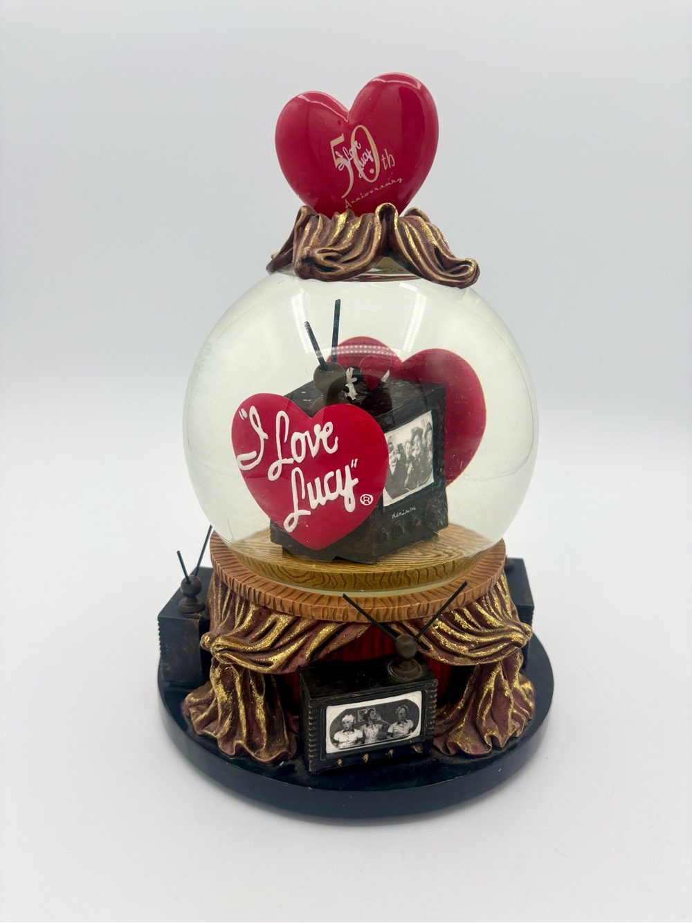 I LOVE LUCY 50TH Anniversary Musical Water Globe Snow Globe Collectible TV